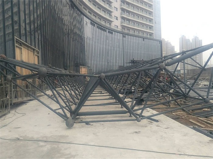延边万豪酒店雨棚网架